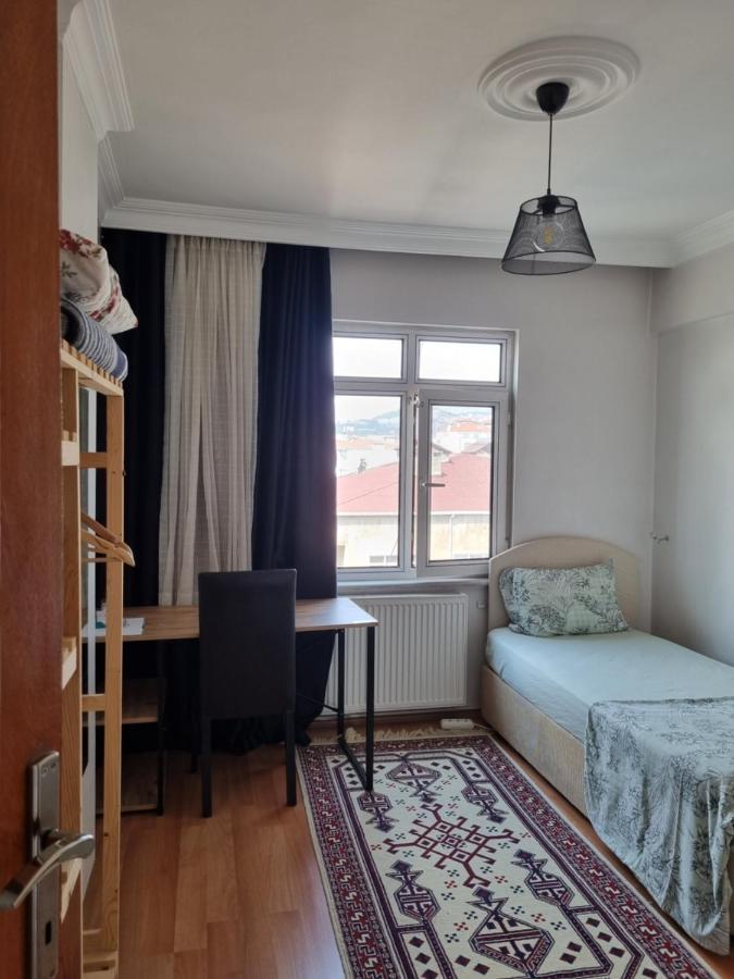 A Single Room in Home, одноместная комната в доме, Chambre simple, Habitación individual Istambul Exterior foto
